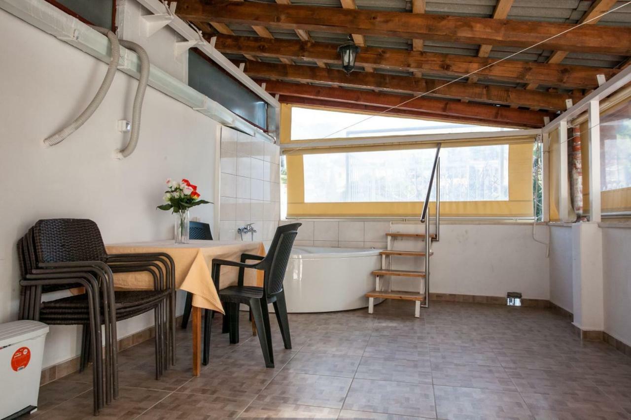 Apartment Boras Lux Кавтат Екстериор снимка